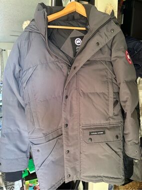 Canada Goose Men’s Charcoal Gray Down Puffer Parka